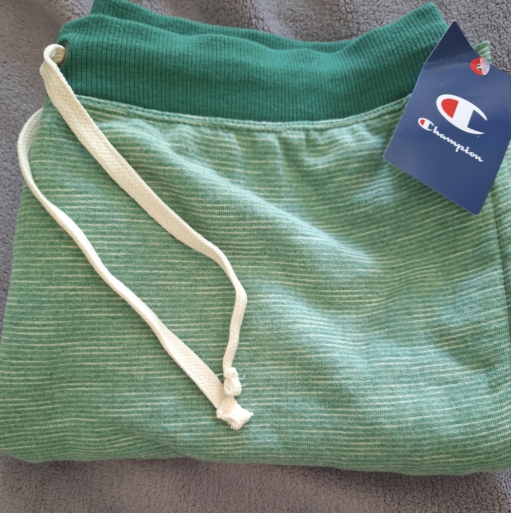 NWT Champion Sweat Shorts XL Green